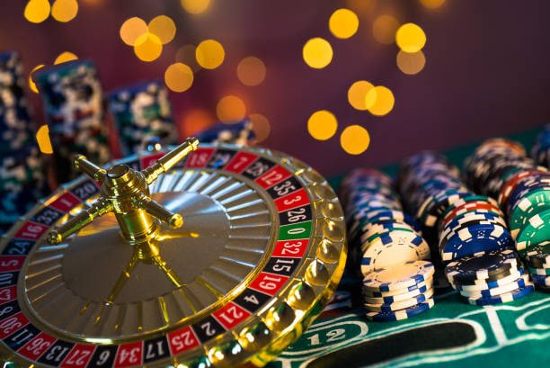Berbagai meja Live Casino xo togel menampilkan roulette, baccarat, dan Dragon Tiger dengan dealer profesional
